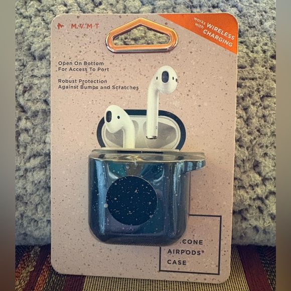 MVMT Silicone AirPods case to protect Apple AirPods (1st & 2nd generation) NEW - Picture 1 of 8